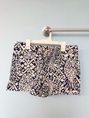 Lilly Pulitzer Kelly Stretch Shorts Bright Navy Pineapple Party Jacquard Size 4